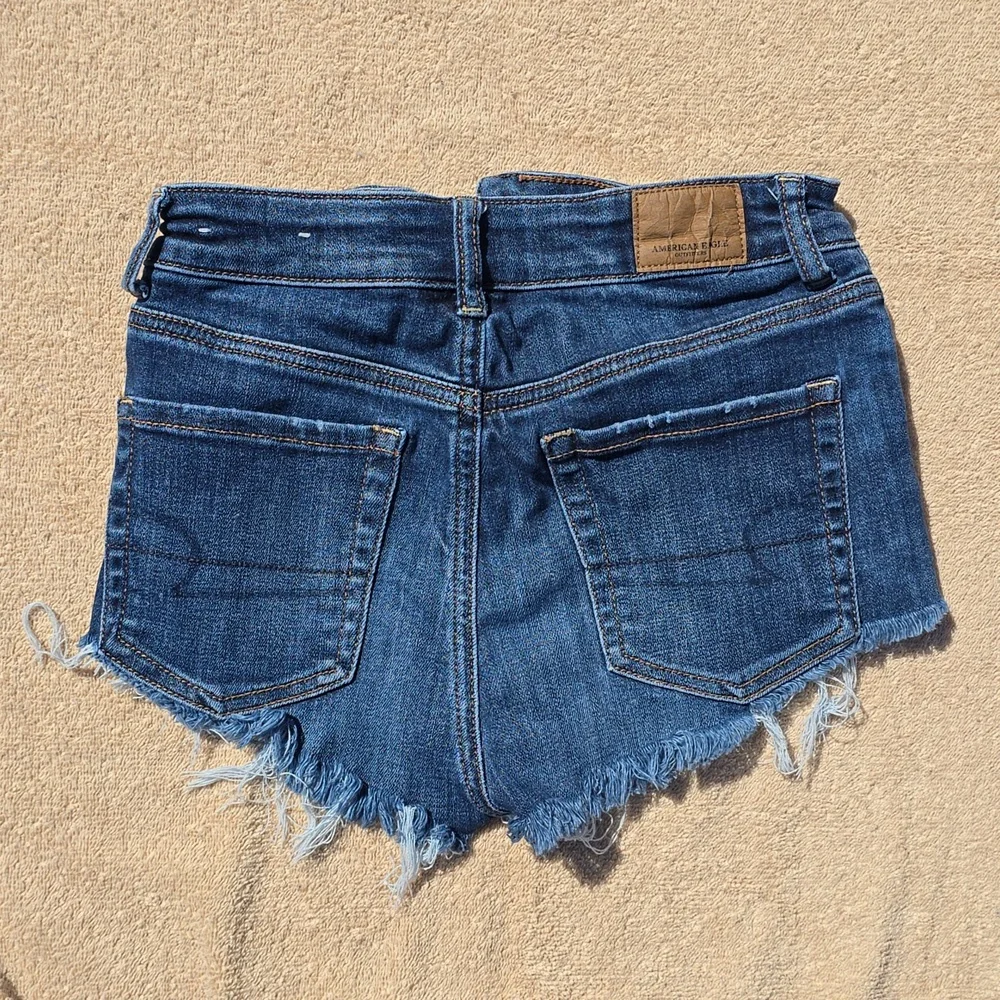 American Eagle Super High Rise Shortie - Picture 4 of 8